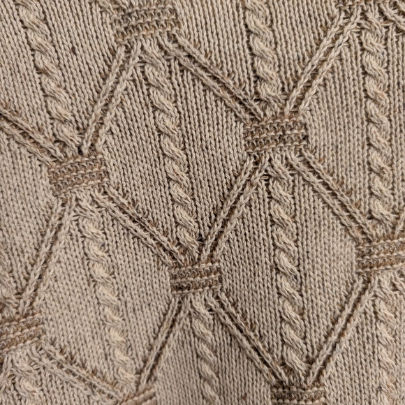 Neiman Marcus Tan Crewneck Sweater with Elegant Knit Design - Picture 7 of 7